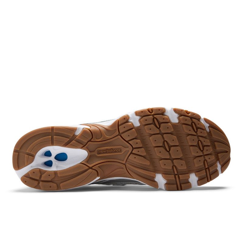 New Balance 740 "Sandstone"en Maracay, Venezuela | NB American Trends