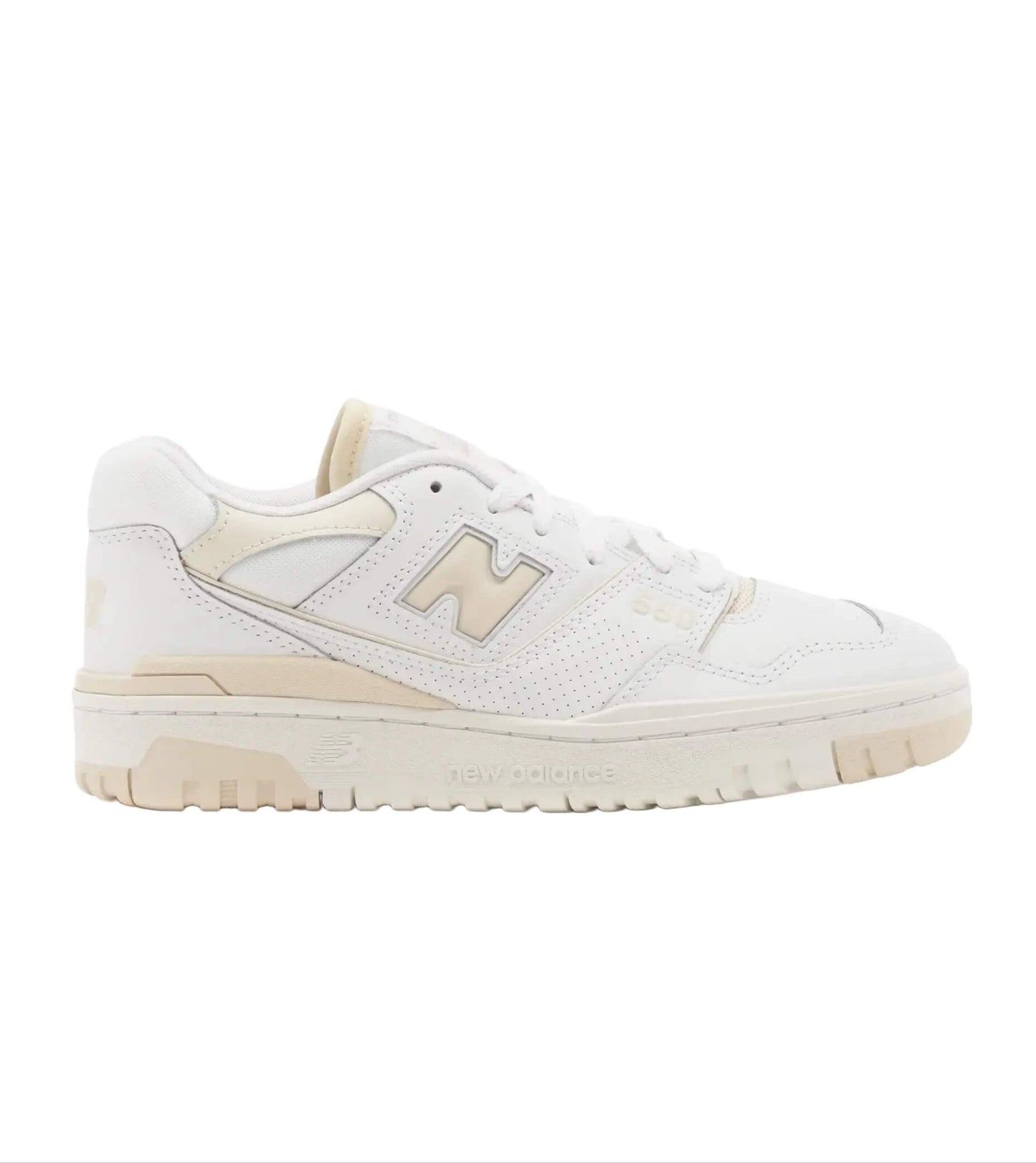 Calzado New Balance 550 blanco y beige
